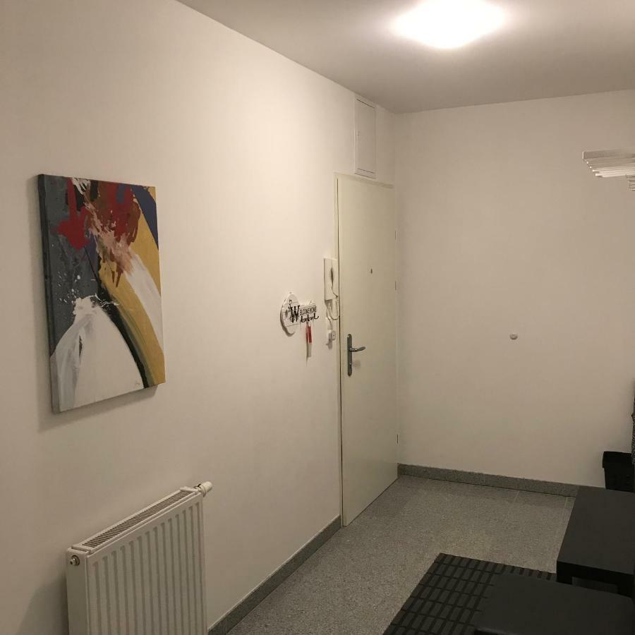 סטוקראו Lg Lovely Apartment מראה חיצוני תמונה